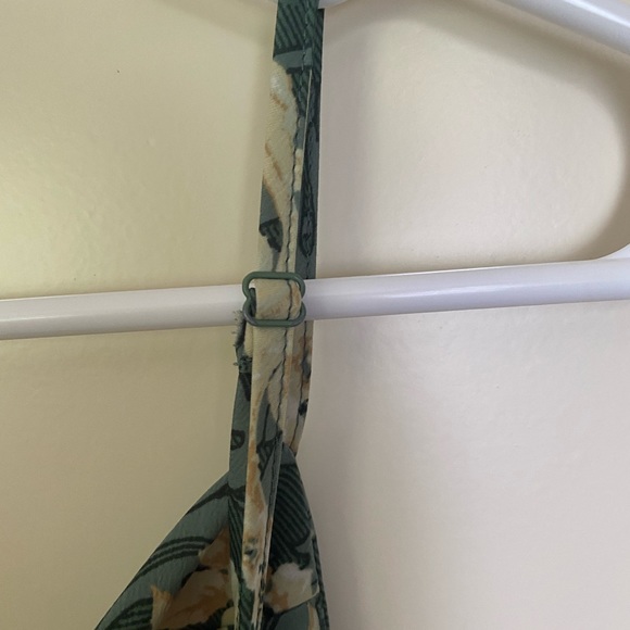 UO SLIP DRESS - Picture 3 of 5